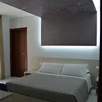 Le Mura Bed and Breakfast Λέτσε